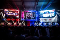 LPL季后赛：TES晋级胜者组决赛，WBG遗憾止步，灯皇VN表现低迷，小虎莫甘娜孤掌难鸣